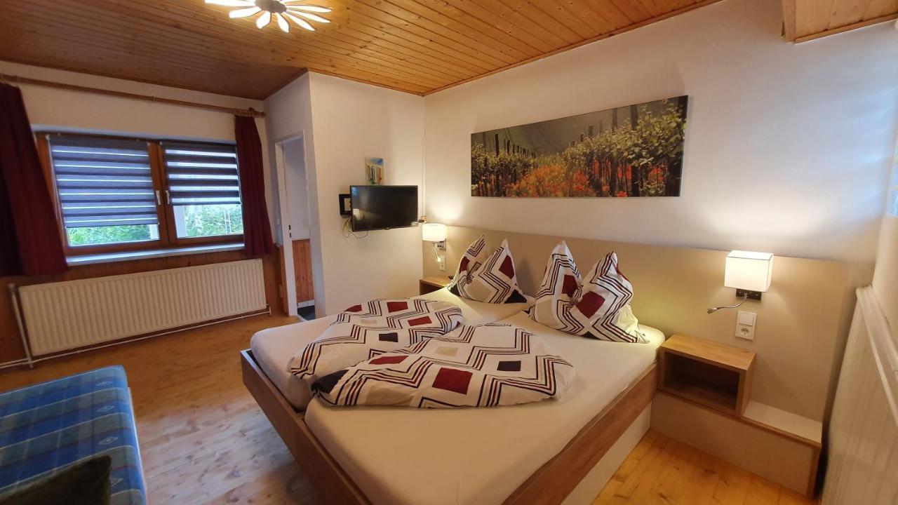 Hotel Weingut Bohrn Himmelbett Herrnbaumgarten Zewnętrze zdjęcie